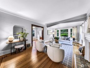 5731 17th Avenue NE, Seattle WA 98105