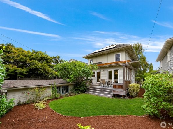 5731 17th Avenue NE, Seattle WA 98105