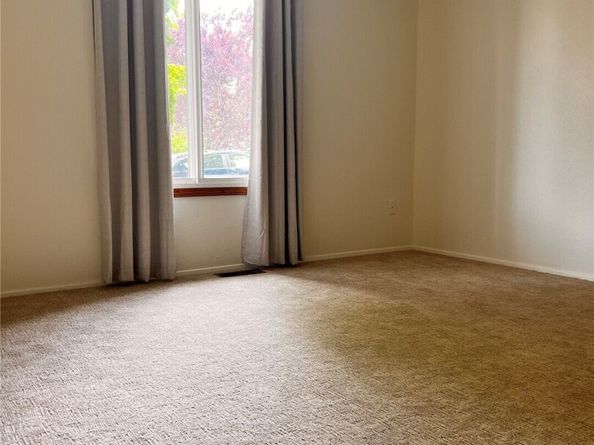 26224 14th Place S, Des Moines WA 98198