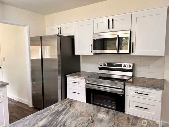 26224 14th Place S, Des Moines WA 98198