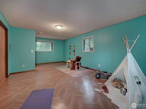 4554 Westway Drive SE, Port Orchard WA 98366