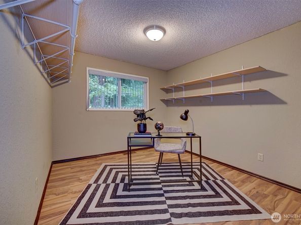 4554 Westway Drive SE, Port Orchard WA 98366