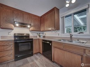 4554 Westway Drive SE, Port Orchard WA 98366