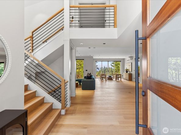 6907 160th Street SW, Edmonds WA 98026