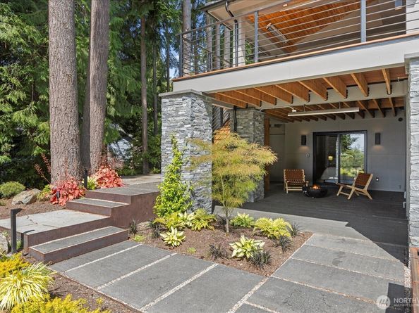 6907 160th Street SW, Edmonds WA 98026