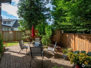8435 Fauntleroy Place SW, Seattle WA 98136