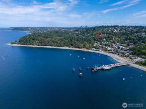 8435 Fauntleroy Place SW, Seattle WA 98136