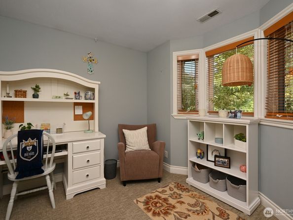 8435 Fauntleroy Place SW, Seattle WA 98136