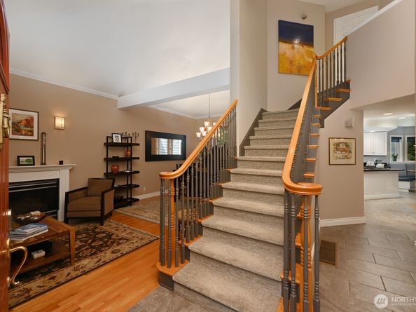 8435 Fauntleroy Place SW, Seattle WA 98136