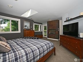 8435 Fauntleroy Place SW, Seattle WA 98136