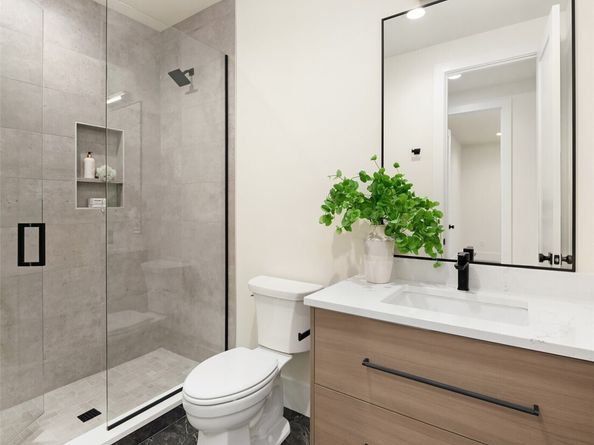 134 8th Court, Kirkland WA 98033