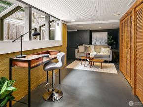 5206 Wallingford Avenue N, Seattle WA 98103
