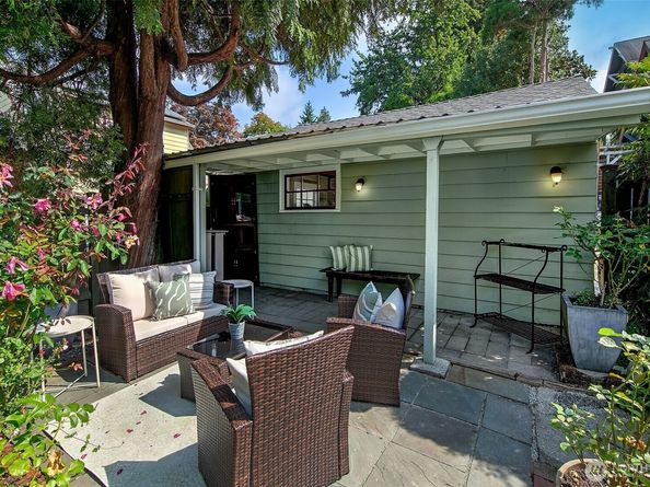 5206 Wallingford Avenue N, Seattle WA 98103