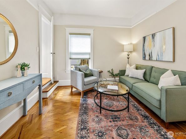5206 Wallingford Avenue N, Seattle WA 98103