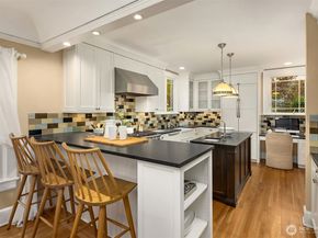 3333 Cascadia Avenue S, Seattle WA 98144