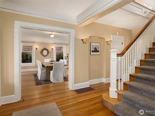 3333 Cascadia Avenue S, Seattle WA 98144