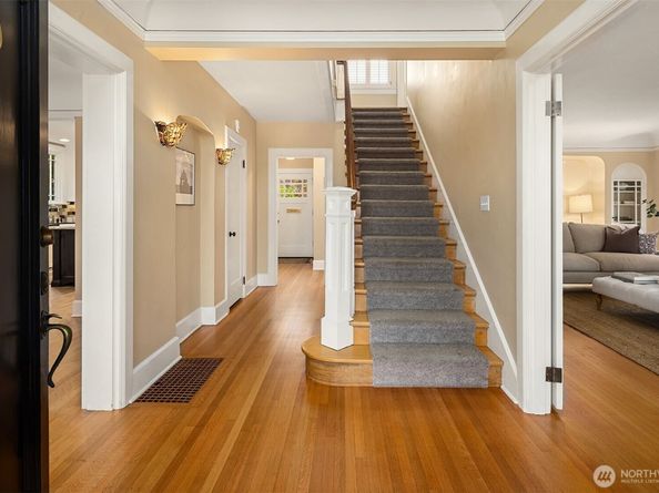 3333 Cascadia Avenue S, Seattle WA 98144