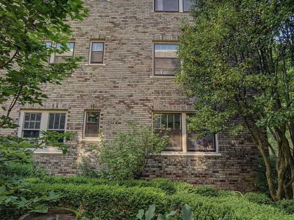 1605 E Olive Street 303, Seattle WA 98122