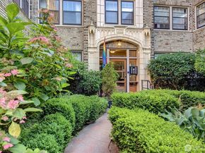 1605 E Olive Street 303, Seattle WA 98122