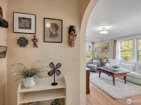 1605 E Olive Street 303, Seattle WA 98122