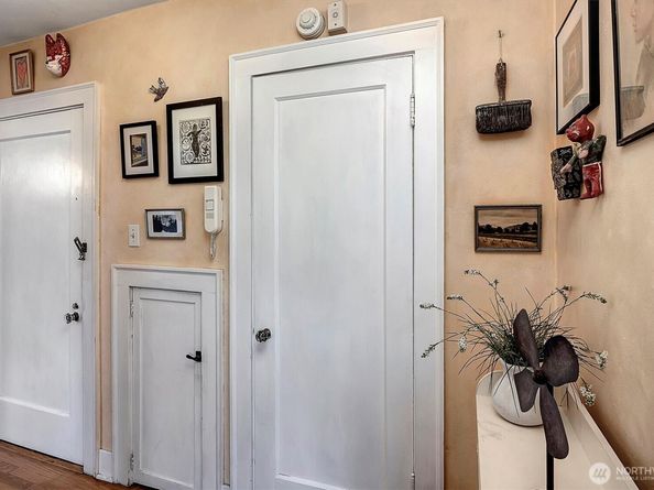 1605 E Olive Street 303, Seattle WA 98122