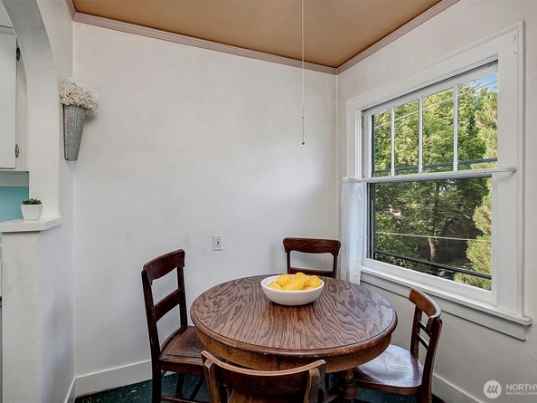 1605 E Olive Street 303, Seattle WA 98122