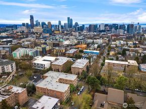 1605 E Olive Street 303, Seattle WA 98122