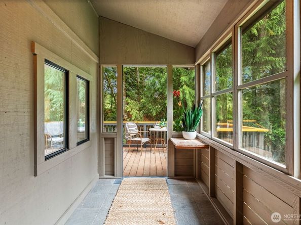 14490 Wiley Lane SE, Olalla WA 98359