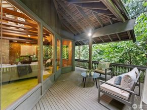 6 Lindley Road, Mercer Island WA 98040