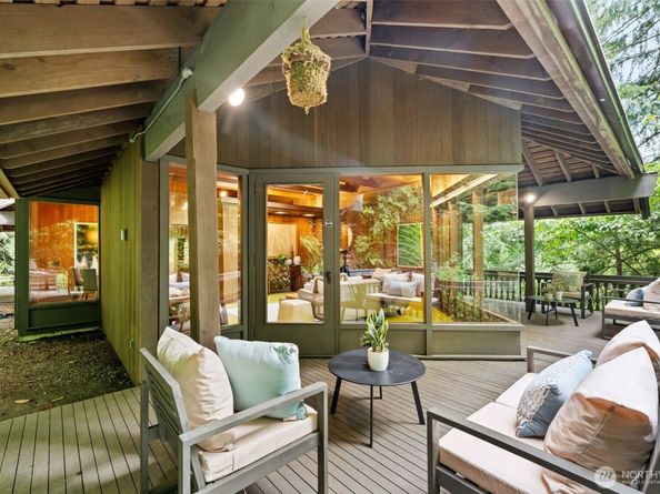 6 Lindley Road, Mercer Island WA 98040