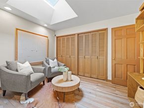 6 Lindley Road, Mercer Island WA 98040
