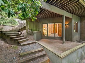6 Lindley Road, Mercer Island WA 98040