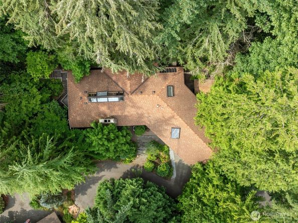 6 Lindley Road, Mercer Island WA 98040
