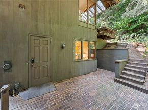 6 Lindley Road, Mercer Island WA 98040
