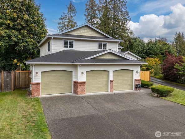 2327 122 Drive SE, Lake Stevens WA 98258
