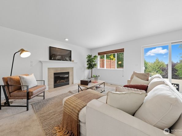 2327 122 Drive SE, Lake Stevens WA 98258