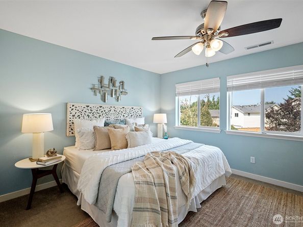 7828 Cortland Avenue SE, Snoqualmie WA 98065