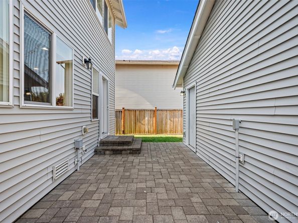 7828 Cortland Avenue SE, Snoqualmie WA 98065
