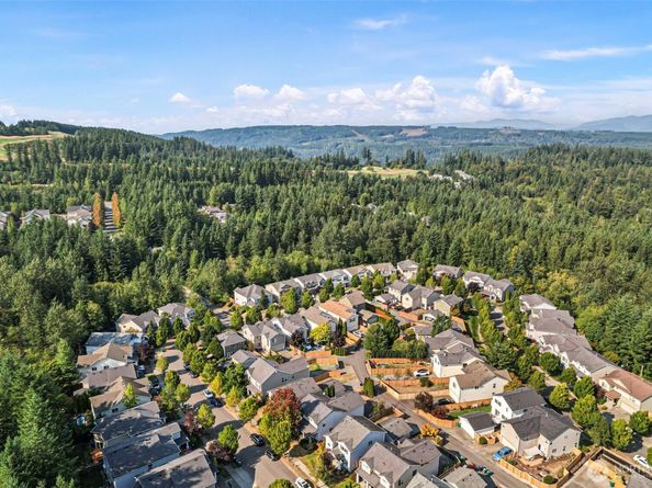 7828 Cortland Avenue SE, Snoqualmie WA 98065