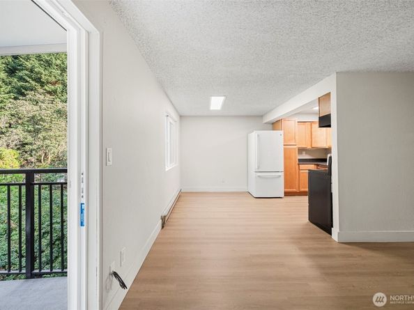 210 SW Clark Street A202, Issaquah WA 98027
