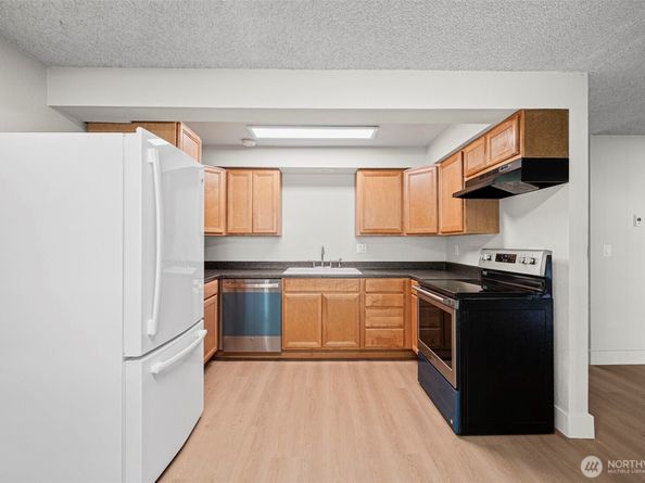 210 SW Clark Street A202, Issaquah WA 98027