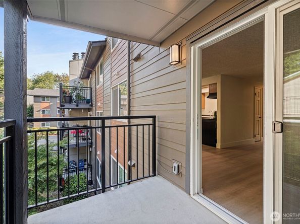 210 SW Clark Street A202, Issaquah WA 98027