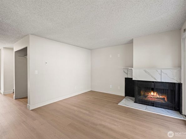 210 SW Clark Street A202, Issaquah WA 98027