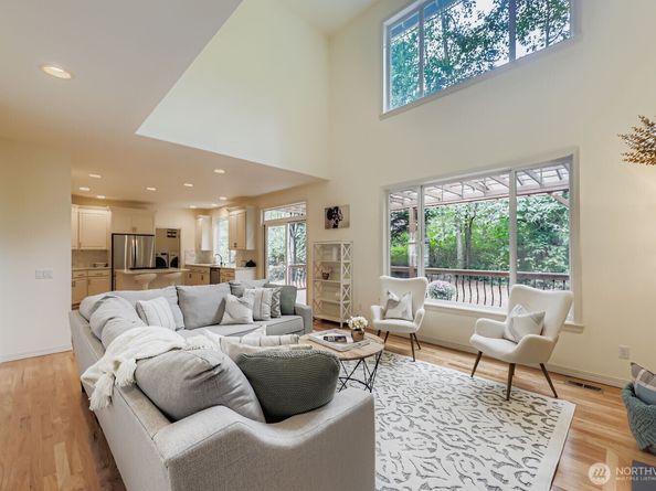 17210 5th Place W, Bothell WA 98012
