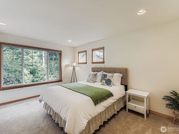 17210 5th Place W, Bothell WA 98012