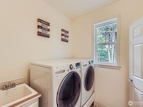 17210 5th Place W, Bothell WA 98012