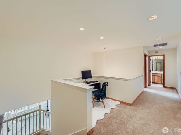 17210 5th Place W, Bothell WA 98012