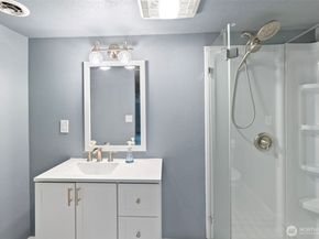 1910 11th Street, Bremerton WA 98337