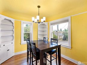 1910 11th Street, Bremerton WA 98337