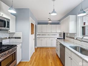 1910 11th Street, Bremerton WA 98337